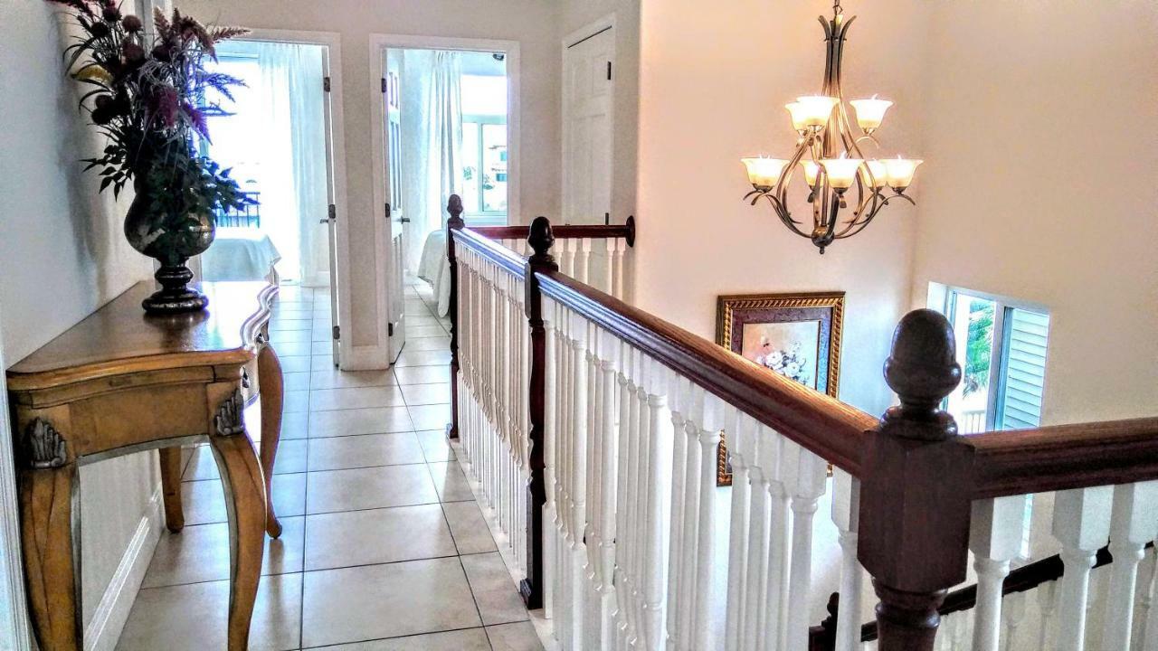 Mediterranean Three Story Beach Townhouse St. Pete Beach Exterior photo