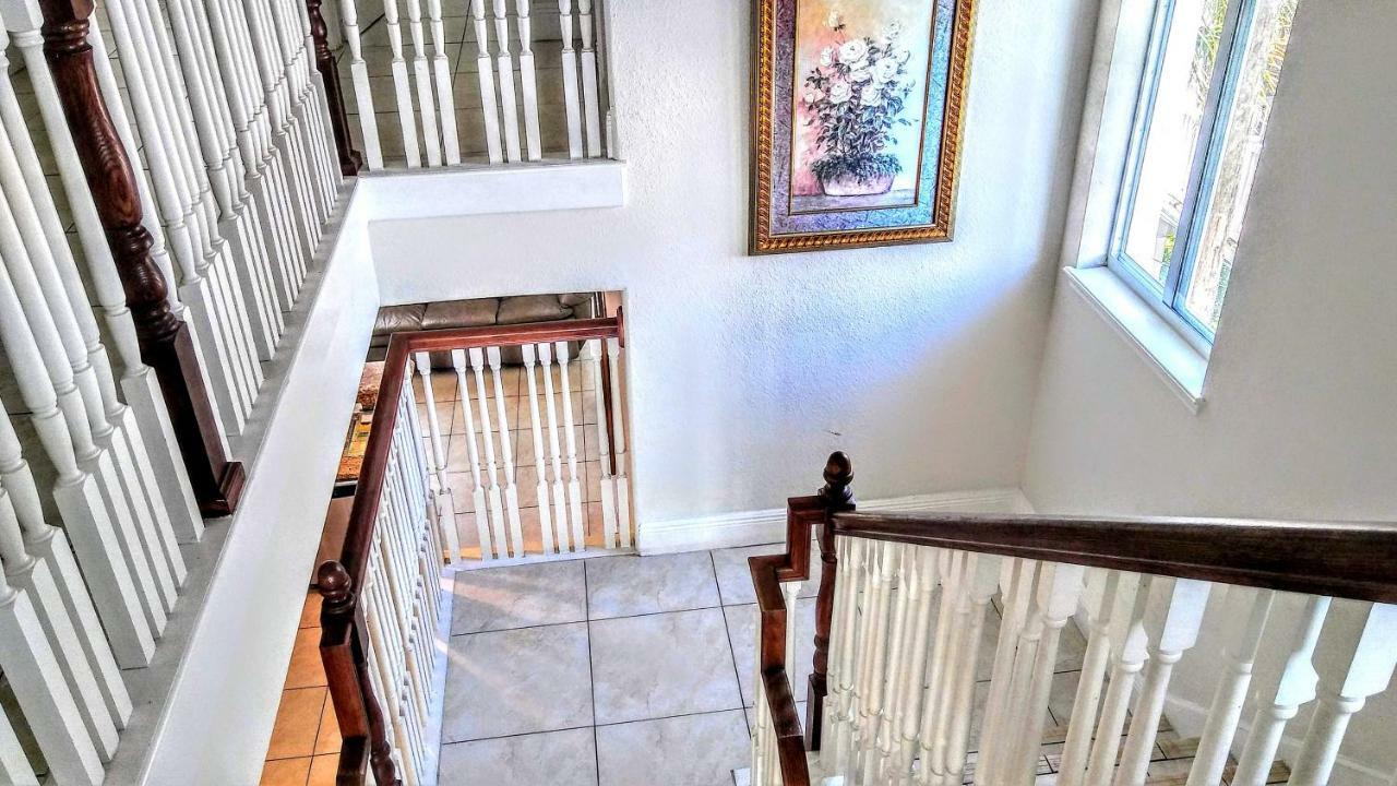 Mediterranean Three Story Beach Townhouse St. Pete Beach Exterior photo