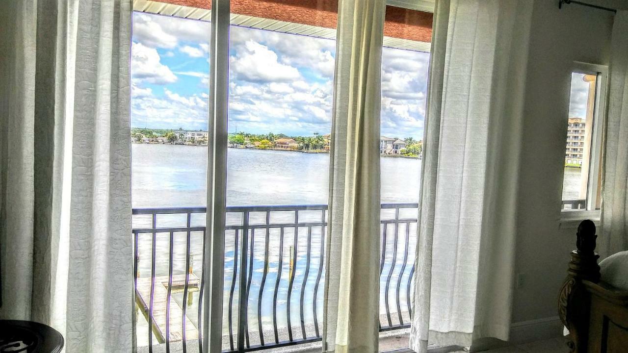 Mediterranean Three Story Beach Townhouse St. Pete Beach Exterior photo